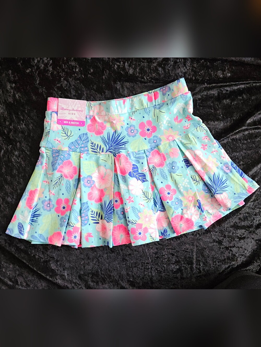 Tommy Bahama Girl's Tropical Flower Pleated Skorts Size 5/6 (Kids) NWT